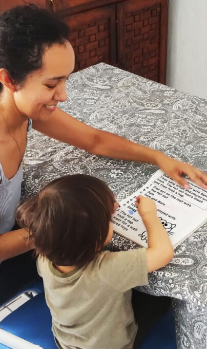 Maestra-Nayeli-Ingles {{brizy_dc_image_alt imageSrc=